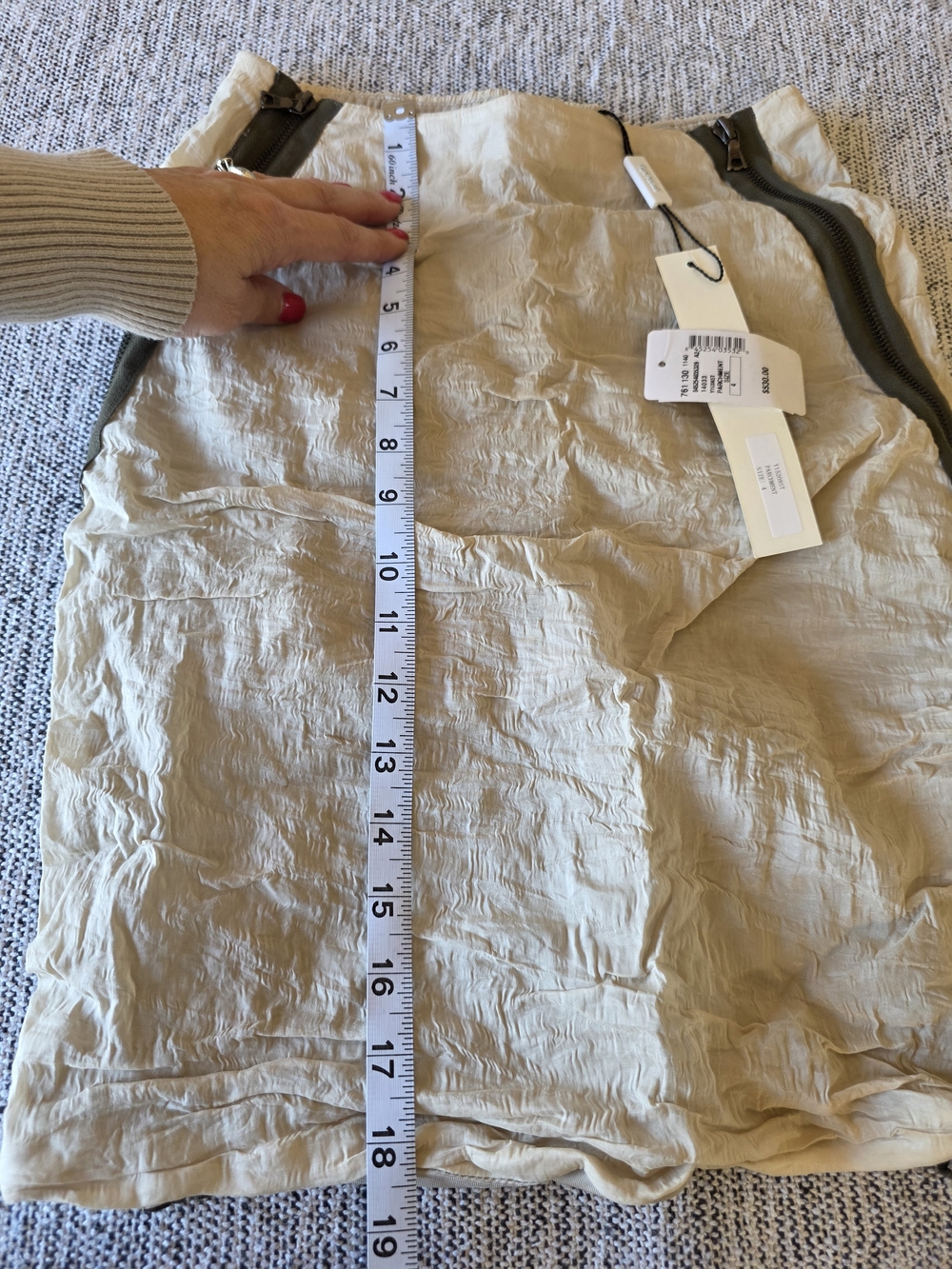 Yigal Azrouel Cream Crinkled Skirt with Olive Trim - Picture 7 of 8